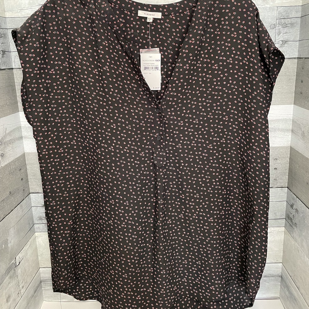 Pleione never worn blouse